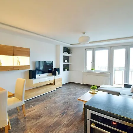 Avis - Władyslawa 32