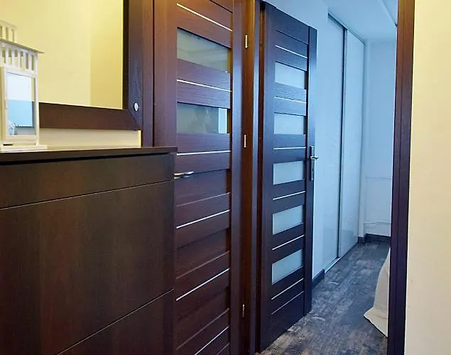 Avis - Władyslawa 32 * Gdynia