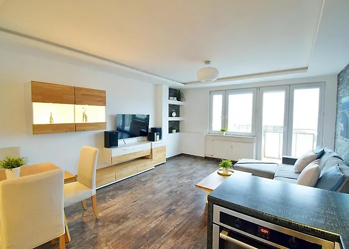 Avis - Władyslawa 32