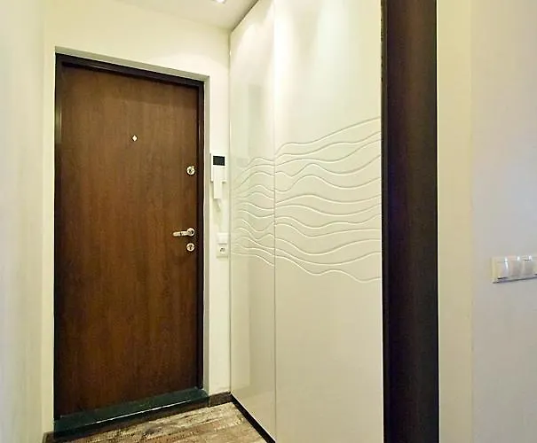 Avis - Władyslawa 32 Gdynia